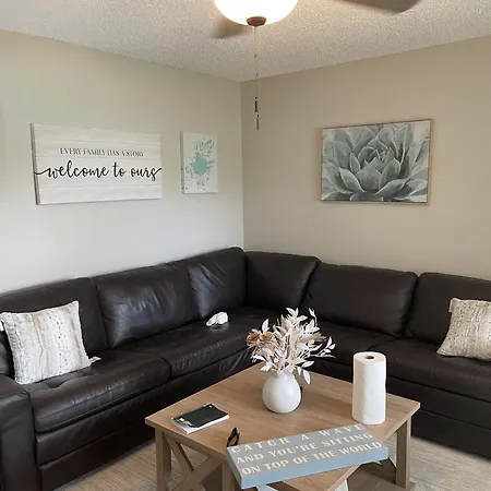 Sea Breeze In Sebastian Apartment